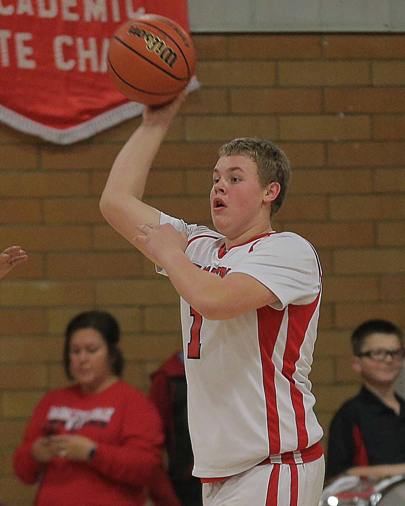 Owyhee at Carlin Boys Basketball (65).jpg